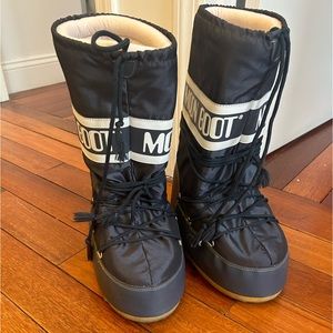 Navy Moon Boots